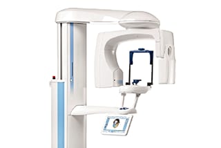 歯科用CTを使用し的確な診査・診断をします